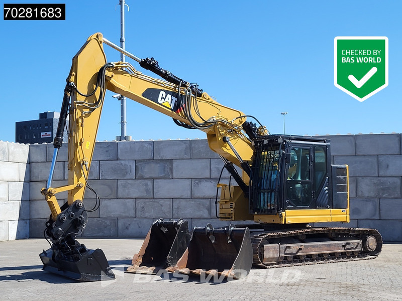 Caterpillar 325 F L 3 BUCKETS - Lintekskavaator: pilt 1 Caterpillar 325 F L 3 BUCKETS - Lintekskavaator: pilt 1