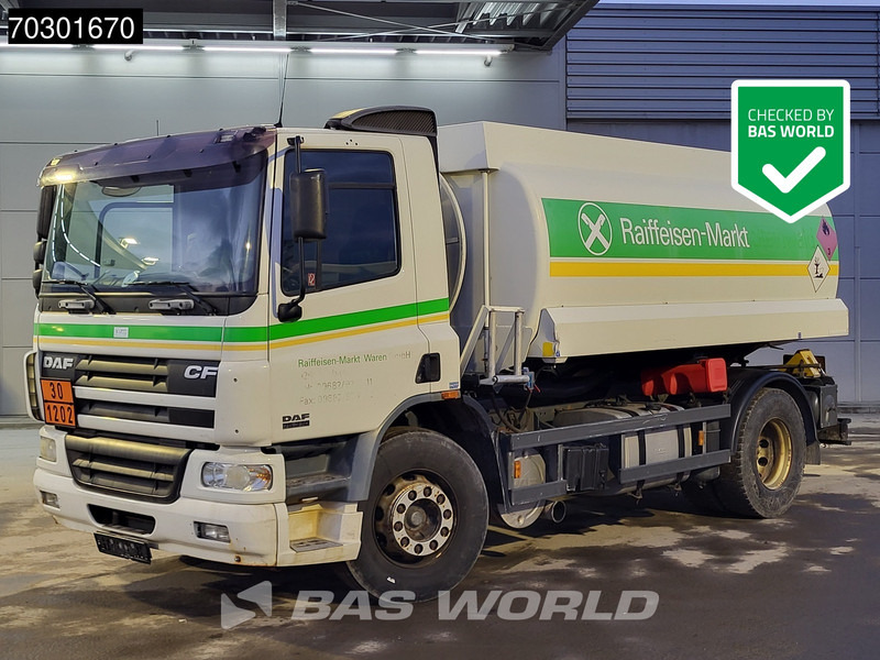 DAF CF75.310 4X2 13500 Lohr tanker 2 compartments ADR Manual Euro 3 - Tsisternauto: pilt 1 DAF CF75.310 4X2 13500 Lohr tanker 2 compartments ADR Manual Euro 3 - Tsisternauto: pilt 1