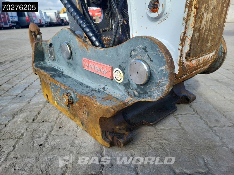 Ratastel ekskavaator Doosan DX170 W-5 BLADE + OUTRIGGERS: pilt 13