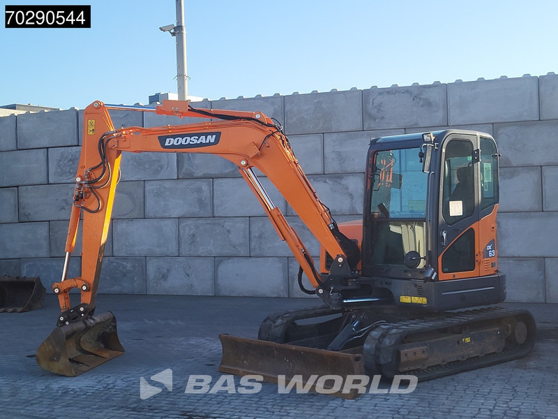 Doosan DX63-3 - Miniekskavaator: pilt 3 Doosan DX63-3 - Miniekskavaator: pilt 3