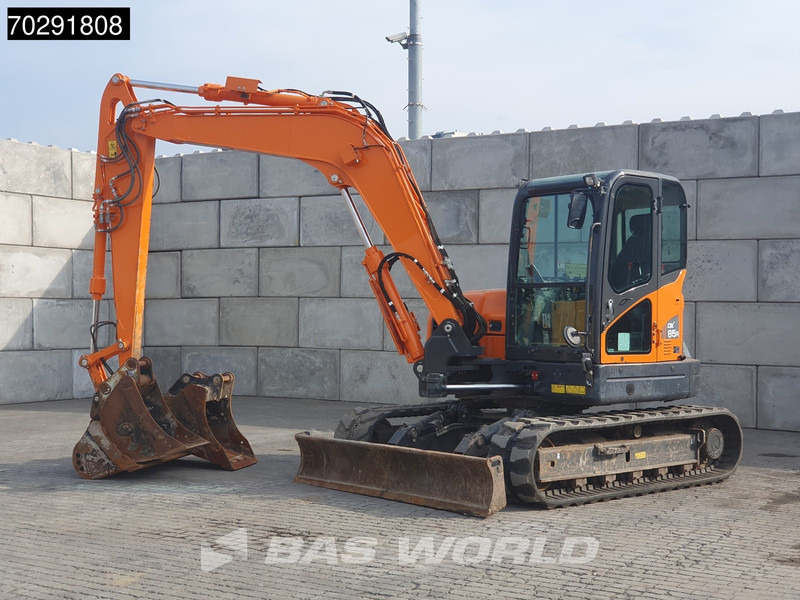Doosan DX85 R-3 A/C - 3 BUCKETS - Miniekskavaator: pilt 2 Doosan DX85 R-3 A/C - 3 BUCKETS - Miniekskavaator: pilt 2