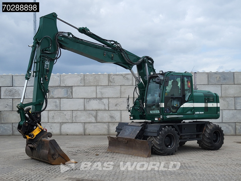 Hitachi ZX190W -5B 3 BUCKETS - Ratastel ekskavaator: pilt 2 Hitachi ZX190W -5B 3 BUCKETS - Ratastel ekskavaator: pilt 2