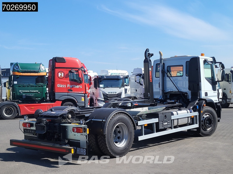Iveco Eurocargo 180E320 4X2 NEW! 14tons Hiab Multilift ULT14S51 ACC Euro 6 - Konkstõstukiga veoauto: pilt 5 Iveco Eurocargo 180E320 4X2 NEW! 14tons Hiab Multilift ULT14S51 ACC Euro 6 - Konkstõstukiga veoauto: pilt 5