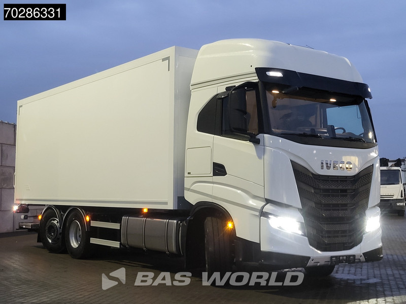 Iveco S-Way 490 6X2 2000kg Ladebordwand Lift/Steering Axle Automatic Navi ACC Euro 6 - Kasti veoauto: pilt 3 Iveco S-Way 490 6X2 2000kg Ladebordwand Lift/Steering Axle Automatic Navi ACC Euro 6 - Kasti veoauto: pilt 3