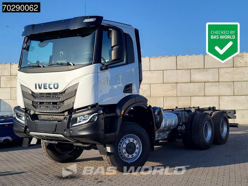 Iveco T-WAY 360 6X6 NEW! Full steel Hub Reduction Automatic Euro 6 - Kabiinišassiiga veoauto: pilt 1 Iveco T-WAY 360 6X6 NEW! Full steel Hub Reduction Automatic Euro 6 - Kabiinišassiiga veoauto: pilt 1