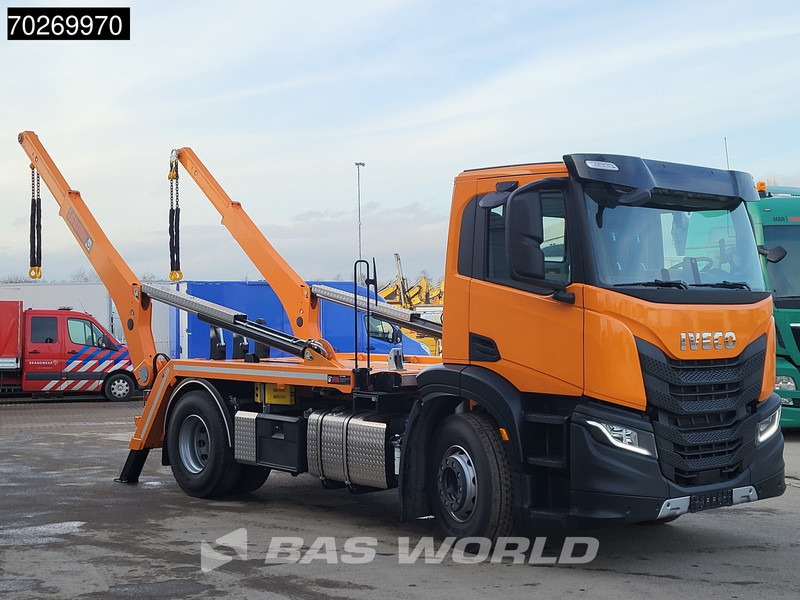Iveco X-Way 360 4X2 NEW! HIAB 12tons skiploader Automatic Euro 6 - Nöörtõstukiga veoauto: pilt 3 Iveco X-Way 360 4X2 NEW! HIAB 12tons skiploader Automatic Euro 6 - Nöörtõstukiga veoauto: pilt 3