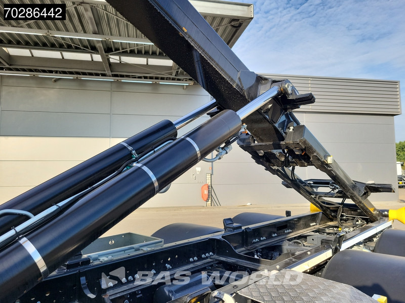 Iveco X-Way 580 6X2 NEW Palfinger PHT20SLD5 Hooklift Lift+steering Axle Automatic Navi ACC LED - Konkstõstukiga veoauto: pilt 3 Iveco X-Way 580 6X2 NEW Palfinger PHT20SLD5 Hooklift Lift+steering Axle Automatic Navi ACC LED - Konkstõstukiga veoauto: pilt 3