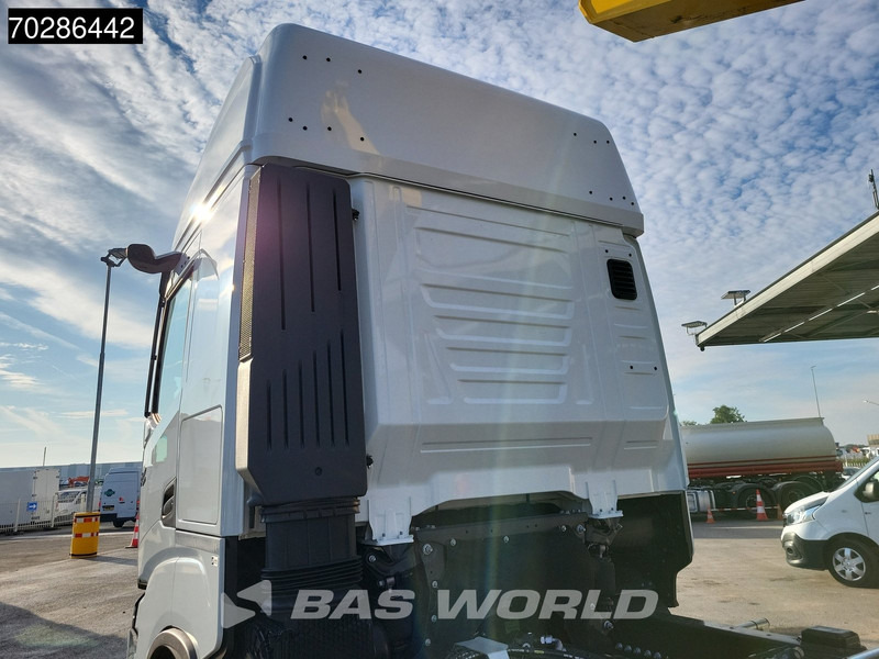 Uus Konkstõstukiga veoauto Iveco X-Way 580 6X2 NEW Palfinger PHT20SLD5 Hooklift Lift+steering Axle Automatic Navi ACC LED: pilt 14 Uus Konkstõstukiga veoauto Iveco X-Way 580 6X2 NEW Palfinger PHT20SLD5 Hooklift Lift+steering Axle Automatic Navi ACC LED: pilt 14