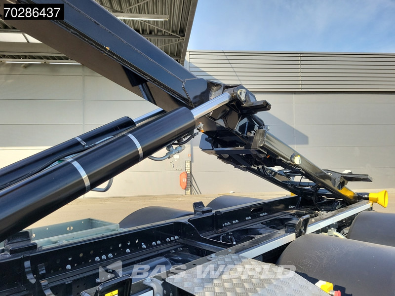 Iveco X-Way 580 6X2 Palfinger PHT20SLD5 Hooklift Lift+steering Axle Automatic Navi ACC LED Euro 6 - Konkstõstukiga veoauto: pilt 3 Iveco X-Way 580 6X2 Palfinger PHT20SLD5 Hooklift Lift+steering Axle Automatic Navi ACC LED Euro 6 - Konkstõstukiga veoauto: pilt 3