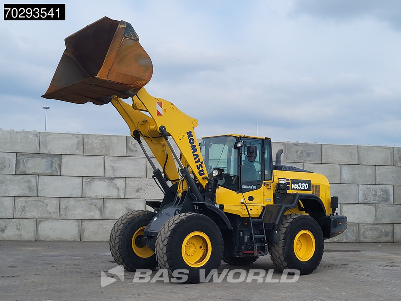 Komatsu WA320-8E0 WB 320-8E0 - Rataslaadur: pilt 2 Komatsu WA320-8E0 WB 320-8E0 - Rataslaadur: pilt 2