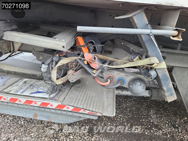 Krone SD Tailgate Liftachse Ladebordwand - Külmutiga poolhaagis: pilt 3 Krone SD Tailgate Liftachse Ladebordwand - Külmutiga poolhaagis: pilt 3