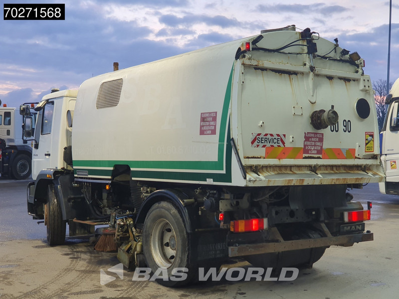 MAN LE 15.250 4X2 Eurovoirie Sweeper Manual Steelsuspension Euro 3 - Tänavapühkimismasin: pilt 2 MAN LE 15.250 4X2 Eurovoirie Sweeper Manual Steelsuspension Euro 3 - Tänavapühkimismasin: pilt 2