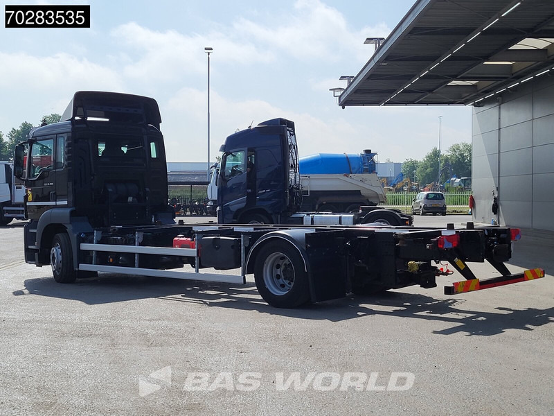MAN TGS 18.360 834 4X2 19tonner BDF Automatic Navi Euro 6 - Konteinerveduk/ Tõstukiga veoauto: pilt 2 MAN TGS 18.360 834 4X2 19tonner BDF Automatic Navi Euro 6 - Konteinerveduk/ Tõstukiga veoauto: pilt 2