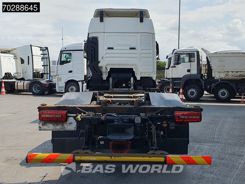 MAN TGX 26.470 6X2 Lift-Axle Retarder Automatic 20ft BDF Euro 6 - Konteinerveduk/ Tõstukiga veoauto: pilt 3 MAN TGX 26.470 6X2 Lift-Axle Retarder Automatic 20ft BDF Euro 6 - Konteinerveduk/ Tõstukiga veoauto: pilt 3