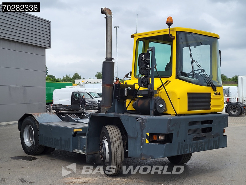 MOL YT200/4X2 4X2 Big-Axle Drumbrakes Hebesattel - Laotraktor: pilt 3 MOL YT200/4X2 4X2 Big-Axle Drumbrakes Hebesattel - Laotraktor: pilt 3