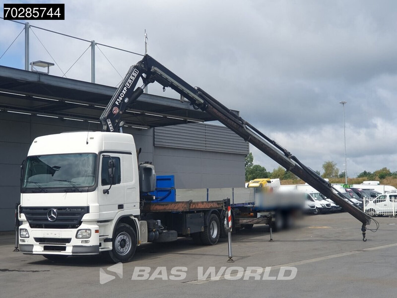 Mercedes-Benz Actros 2532 6X2 Fassi F330D3 Crane Kran Lift+steering Axle 3-Pedals Euro 3 - Madelveok/ Platvormveok, Kraanaga veoauto: pilt 3 Mercedes-Benz Actros 2532 6X2 Fassi F330D3 Crane Kran Lift+steering Axle 3-Pedals Euro 3 - Madelveok/ Platvormveok, Kraanaga veoauto: pilt 3