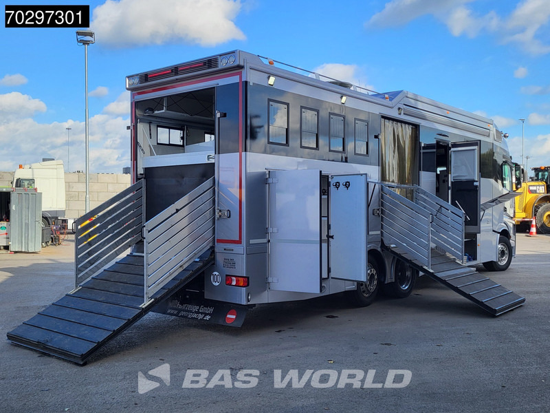 Mercedes-Benz Actros 2551 6X2 Pferdetransport Horse truck + Living Standairco Navi ACC Automatic Euro 6 - Hobuseauto: pilt 5 Mercedes-Benz Actros 2551 6X2 Pferdetransport Horse truck + Living Standairco Navi ACC Automatic Euro 6 - Hobuseauto: pilt 5
