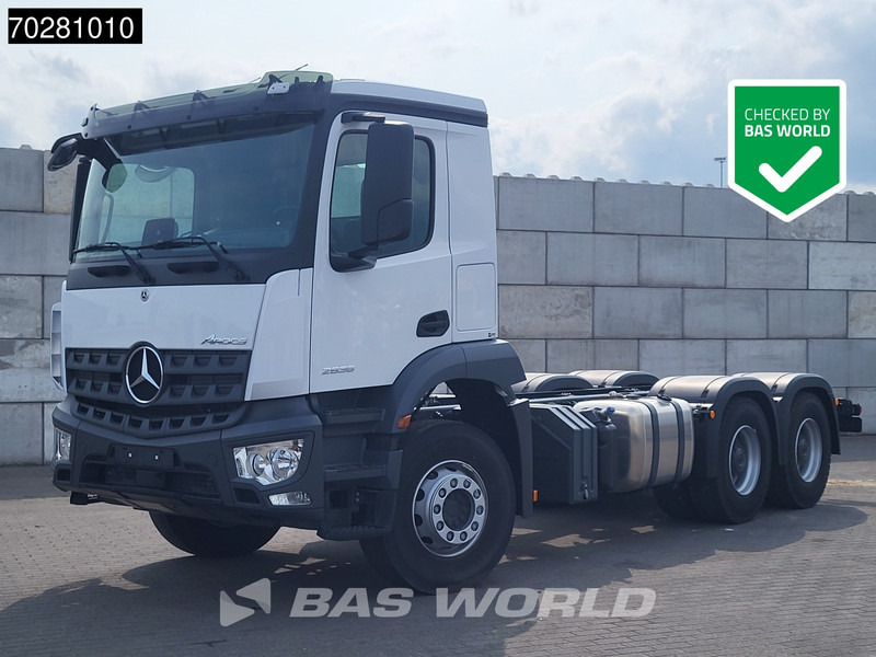 Mercedes-Benz Arocs 2636 6X4 Big-Axle Steelsuspension Euro 6 - Kabiinišassiiga veoauto: pilt 1 Mercedes-Benz Arocs 2636 6X4 Big-Axle Steelsuspension Euro 6 - Kabiinišassiiga veoauto: pilt 1