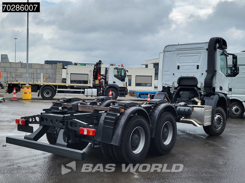 Mercedes-Benz Arocs 3342 6X4 NEW 6x4 chassis Big-Axle Automatic Steel suspension Euro 3 - Kabiinišassiiga veoauto: pilt 5 Mercedes-Benz Arocs 3342 6X4 NEW 6x4 chassis Big-Axle Automatic Steel suspension Euro 3 - Kabiinišassiiga veoauto: pilt 5