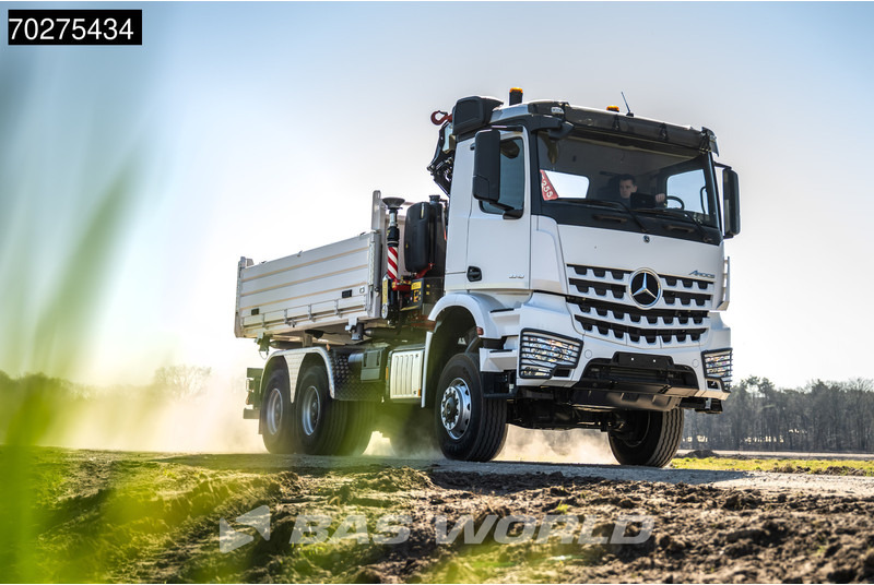 Mercedes-Benz Arocs 3348 6X6 Fassi F255A.2.24 xe-dynamic Kran Dreiseitenkipper Navi Euro 6 - Kallurauto, Kraanaga veoauto: pilt 5 Mercedes-Benz Arocs 3348 6X6 Fassi F255A.2.24 xe-dynamic Kran Dreiseitenkipper Navi Euro 6 - Kallurauto, Kraanaga veoauto: pilt 5