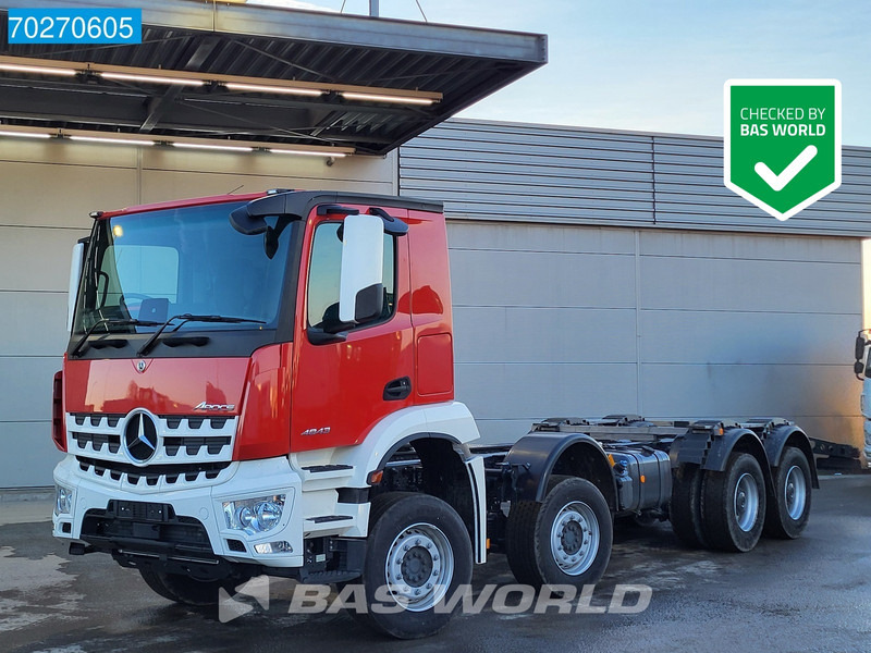 Mercedes-Benz Arocs 4843 8X4 NEW chassis RHD! Steel suspension Automatic Euro 6 - Kabiinišassiiga veoauto: pilt 1 Mercedes-Benz Arocs 4843 8X4 NEW chassis RHD! Steel suspension Automatic Euro 6 - Kabiinišassiiga veoauto: pilt 1