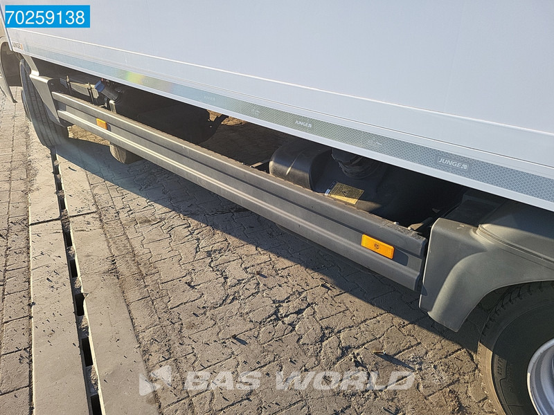 Mercedes-Benz Atego 816 4X2 Thermo King B-100 Max Ladebordwand Euro 6 - Külmutiga veoauto: pilt 3 Mercedes-Benz Atego 816 4X2 Thermo King B-100 Max Ladebordwand Euro 6 - Külmutiga veoauto: pilt 3