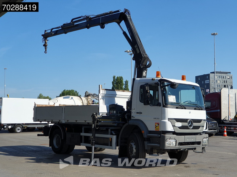 Mercedes-Benz Axor 1833 Axor 4X2 HIAB XS B-122 HIDUO Crane Kran Manual Steelsuspension Big-Axle Euro 5 - Kallurauto, Kraanaga veoauto: pilt 3 Mercedes-Benz Axor 1833 Axor 4X2 HIAB XS B-122 HIDUO Crane Kran Manual Steelsuspension Big-Axle Euro 5 - Kallurauto, Kraanaga veoauto: pilt 3