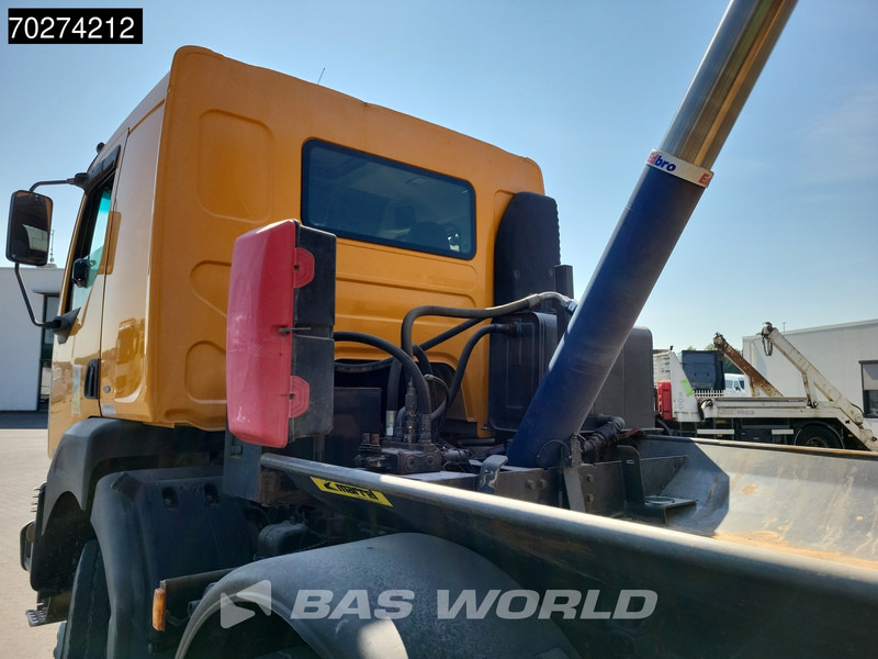 Renault Kerax 420 8X4 13m3 Marrel tipper Retarder Full Steel Manual Big-Axle Euro 3 - Kallurauto: pilt 3 Renault Kerax 420 8X4 13m3 Marrel tipper Retarder Full Steel Manual Big-Axle Euro 3 - Kallurauto: pilt 3