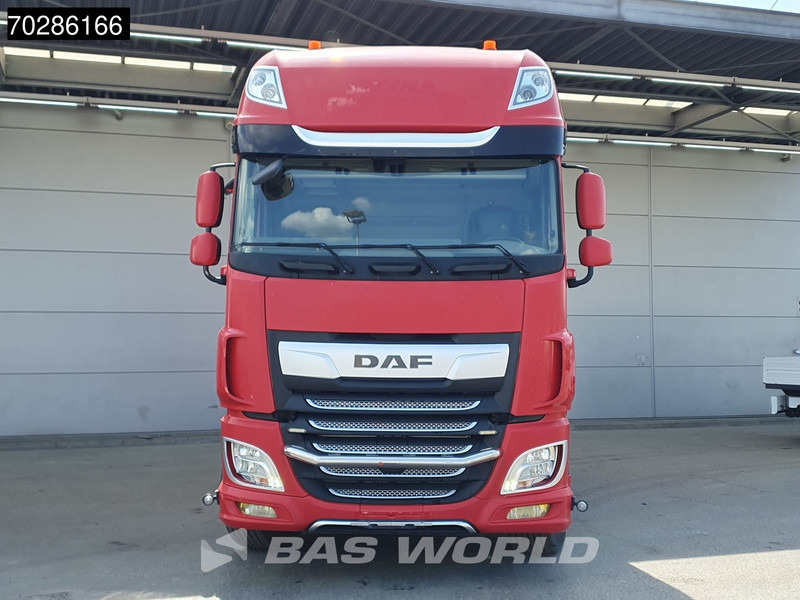 DAF XF 530 XF 6X4 SSC Manual Euro 6 - Sadulveok: pilt 5 DAF XF 530 XF 6X4 SSC Manual Euro 6 - Sadulveok: pilt 5
