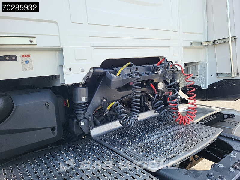 DAF XG 480 4X2 Retarder 2xTanks Standklima LED ACC Euro 6 liising DAF XG 480 4X2 Retarder 2xTanks Standklima LED ACC Euro 6: pilt 10
