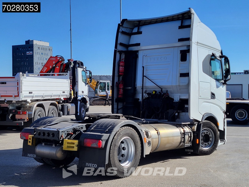 Iveco S-Way 460 4X2 LNG Retarder 2x Tanks LED Navi - Sadulveok: pilt 5 Iveco S-Way 460 4X2 LNG Retarder 2x Tanks LED Navi - Sadulveok: pilt 5