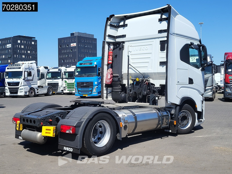 Iveco S-Way 460 4X2 LNG Retarder 2x Tanks Standklima LED Navi - Sadulveok: pilt 5 Iveco S-Way 460 4X2 LNG Retarder 2x Tanks Standklima LED Navi - Sadulveok: pilt 5