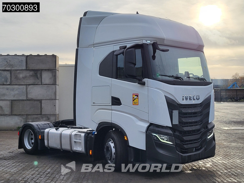 Iveco S-Way 460 S-Way 4X2 Mega Retarder 2xTanks ACC Euro 6 - Sadulveok: pilt 3 Iveco S-Way 460 S-Way 4X2 Mega Retarder 2xTanks ACC Euro 6 - Sadulveok: pilt 3
