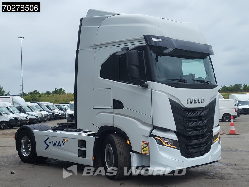Iveco S-Way 570 S-Way 4X2 Retarder 2x Tanks Standklima Navi Alcoa's - Sadulveok: pilt 3 Iveco S-Way 570 S-Way 4X2 Retarder 2x Tanks Standklima Navi Alcoa's - Sadulveok: pilt 3