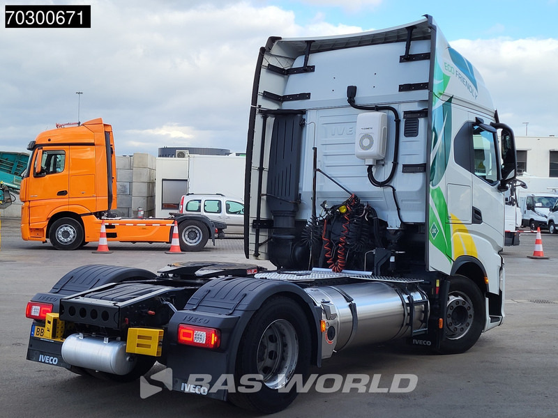 Iveco S-Way NP 460 4X2 LNG! NL-Truck Retarder 2xTanks ACC LED Euro 6 - Sadulveok: pilt 5 Iveco S-Way NP 460 4X2 LNG! NL-Truck Retarder 2xTanks ACC LED Euro 6 - Sadulveok: pilt 5