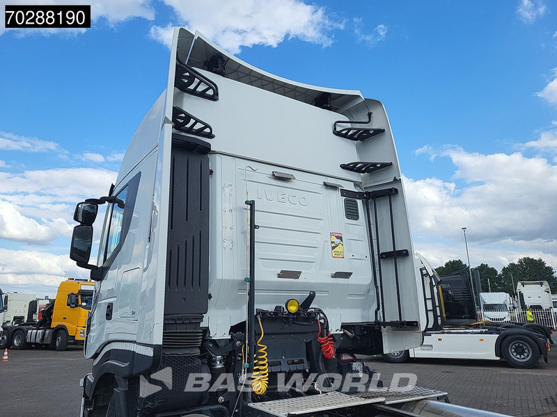 Iveco Stralis 400 4X2 Retarder Standairco 2xTanks LNG ACC Euro 6 - Sadulveok: pilt 5 Iveco Stralis 400 4X2 Retarder Standairco 2xTanks LNG ACC Euro 6 - Sadulveok: pilt 5