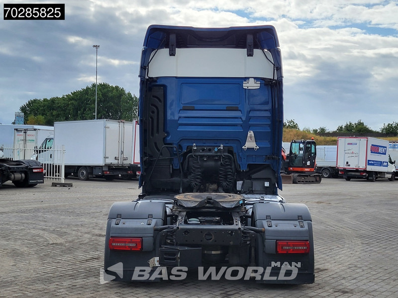 MAN TGX 18.500 4X2 XLX Mega Retarder 2x Tanks Standklima Euro 6 - Sadulveok: pilt 3 MAN TGX 18.500 4X2 XLX Mega Retarder 2x Tanks Standklima Euro 6 - Sadulveok: pilt 3