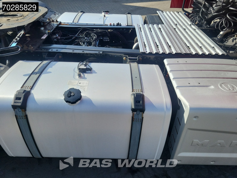 Sadulveok MAN TGX 18.500 4X2 XXL Retarder 2x Tanks Navi Euro 6: pilt 14