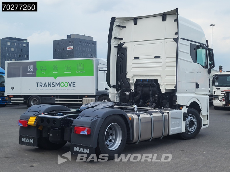 MAN TGX 18.520 4X2 NEW! GX Retarder 2x Tanks Standklima ACC - Sadulveok: pilt 5 MAN TGX 18.520 4X2 NEW! GX Retarder 2x Tanks Standklima ACC - Sadulveok: pilt 5