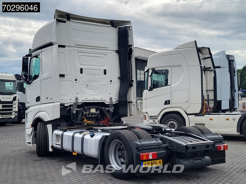 Mercedes-Benz Actros 1842 Actros 4X2 GigaSpace NL-Truck Mega 2xTanks ACC Standklima Euro 6 - Sadulveok: pilt 2 Mercedes-Benz Actros 1842 Actros 4X2 GigaSpace NL-Truck Mega 2xTanks ACC Standklima Euro 6 - Sadulveok: pilt 2