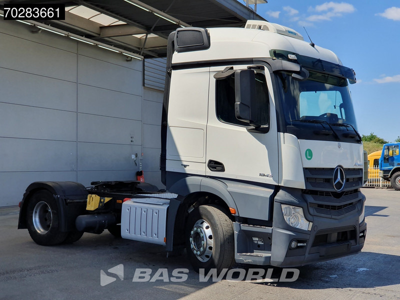 Mercedes-Benz Actros 1843 4X2 StreamSpace Retarder ADR Standklima - Sadulveok: pilt 3 Mercedes-Benz Actros 1843 4X2 StreamSpace Retarder ADR Standklima - Sadulveok: pilt 3