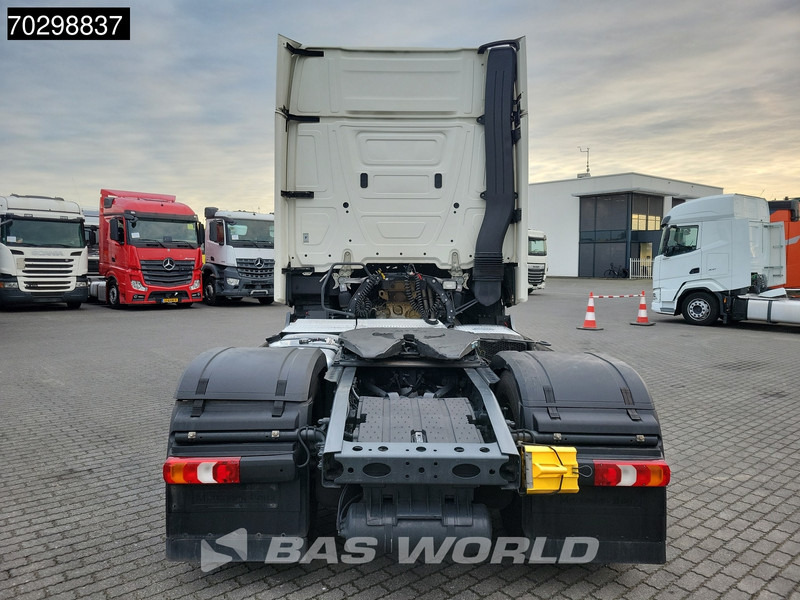 Mercedes-Benz Actros 1845 4X2 GigaSpace Retarder MirrorCam Navi Euro 6 - Sadulveok: pilt 3 Mercedes-Benz Actros 1845 4X2 GigaSpace Retarder MirrorCam Navi Euro 6 - Sadulveok: pilt 3