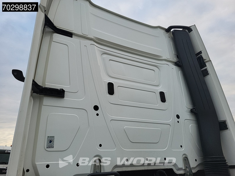 Mercedes-Benz Actros 1845 4X2 GigaSpace Retarder MirrorCam Navi Euro 6 - Sadulveok: pilt 5 Mercedes-Benz Actros 1845 4X2 GigaSpace Retarder MirrorCam Navi Euro 6 - Sadulveok: pilt 5