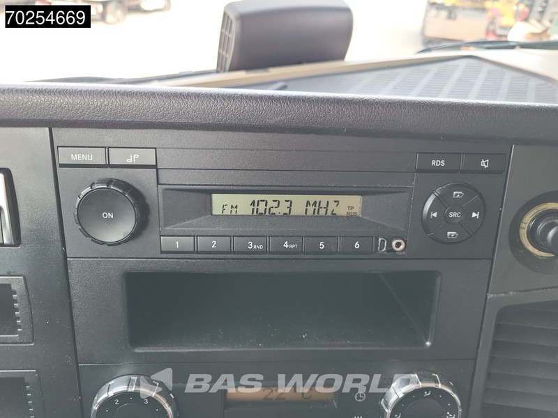 Sadulveok Mercedes-Benz Actros 1845 4X2 StreamSpace 2x Tanks: pilt 17