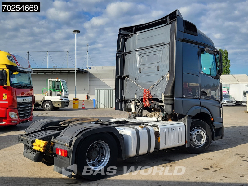 Sadulveok Mercedes-Benz Actros 1845 4X2 StreamSpace 2x Tanks: pilt 10