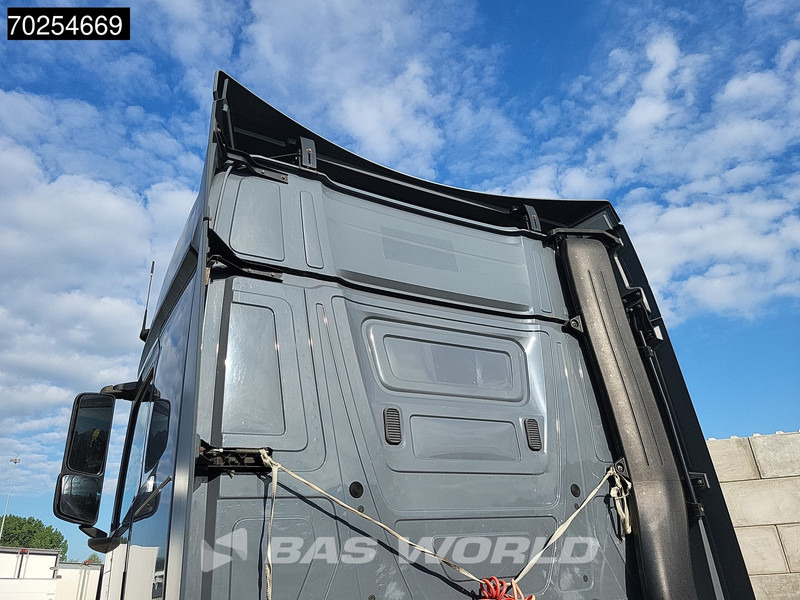 Mercedes-Benz Actros 1845 4X2 StreamSpace 2x Tanks - Sadulveok: pilt 5 Mercedes-Benz Actros 1845 4X2 StreamSpace 2x Tanks - Sadulveok: pilt 5