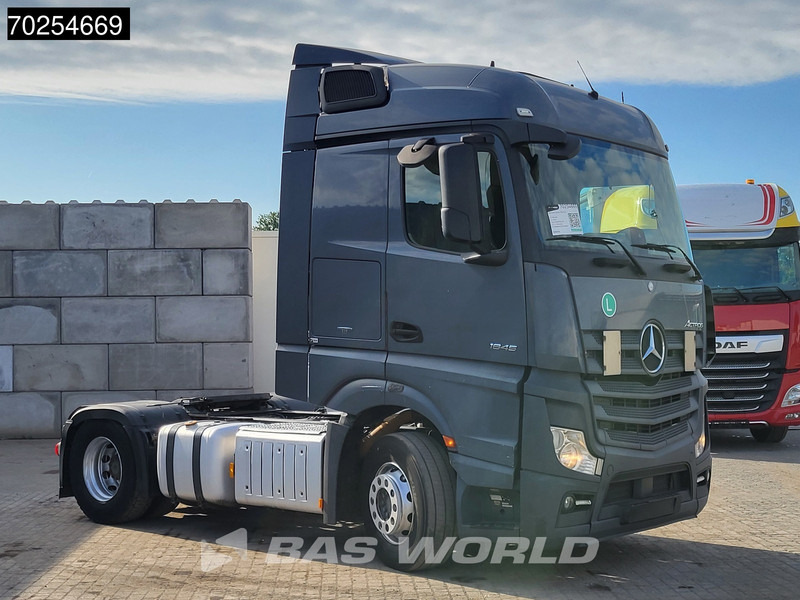 Sadulveok Mercedes-Benz Actros 1845 4X2 StreamSpace 2x Tanks: pilt 11
