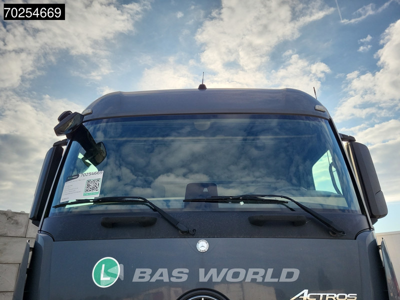 Sadulveok Mercedes-Benz Actros 1845 4X2 StreamSpace 2x Tanks: pilt 13