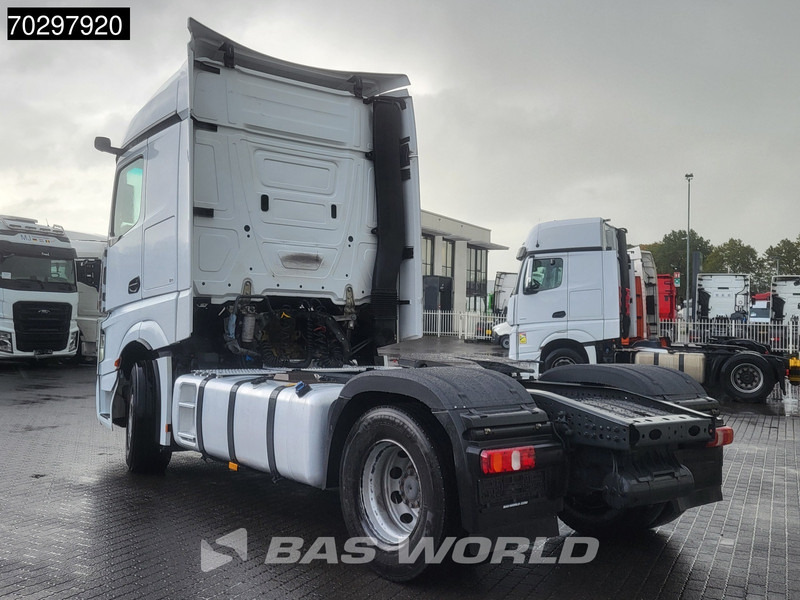Mercedes-Benz Actros 1845 4X2 StreamSpace 2xTanks Standairco MirrorCam Navi PPC Euro 6 - Sadulveok: pilt 2 Mercedes-Benz Actros 1845 4X2 StreamSpace 2xTanks Standairco MirrorCam Navi PPC Euro 6 - Sadulveok: pilt 2
