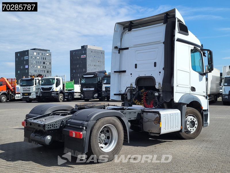 Mercedes-Benz Actros 1845 4X2 StreamSpace Retarder ADR Euro 6 - Sadulveok: pilt 5 Mercedes-Benz Actros 1845 4X2 StreamSpace Retarder ADR Euro 6 - Sadulveok: pilt 5